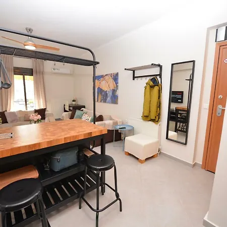 Apartment Luxurious <dionisia> Central Katerini, With View!! Kateríni